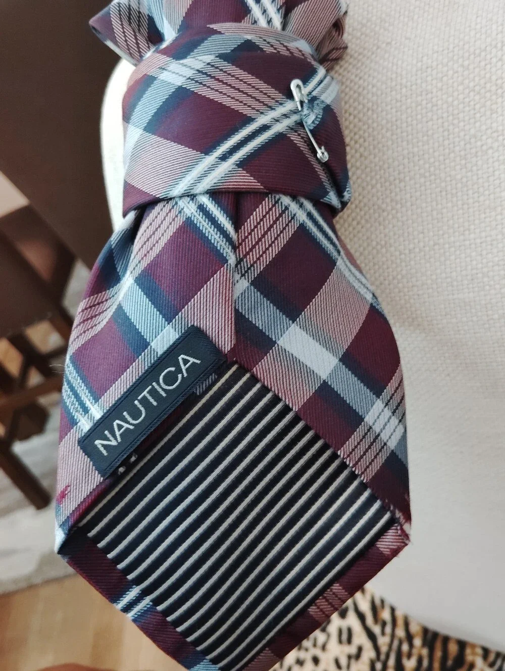 Nautica Burgundy and Navy Plaid Necktie W/ I'm the Bride! 👗 Brooch